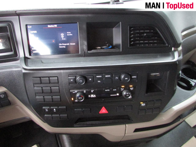 MAN TGX 18.470 4x2 LL VARIABLE 5TH WHEEL - 트랙터 유닛 : 사진 5 MAN TGX 18.470 4x2 LL VARIABLE 5TH WHEEL - 트랙터 유닛 : 사진 5
