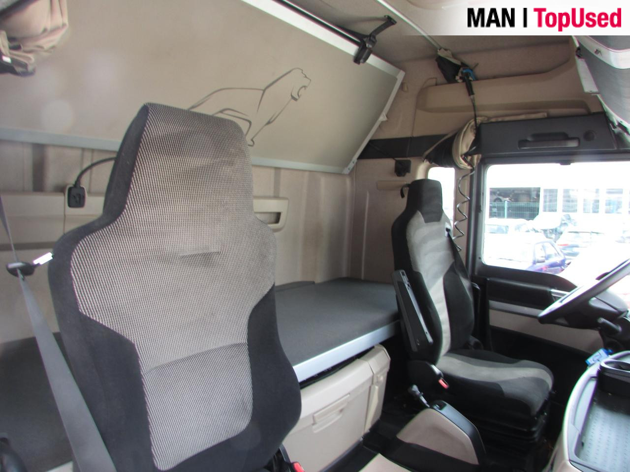 MAN TGX 18.470 4X2 LLS-U Euro6 Retarder Klima Navi ZV - 트랙터 유닛 : 사진 4 MAN TGX 18.470 4X2 LLS-U Euro6 Retarder Klima Navi ZV - 트랙터 유닛 : 사진 4
