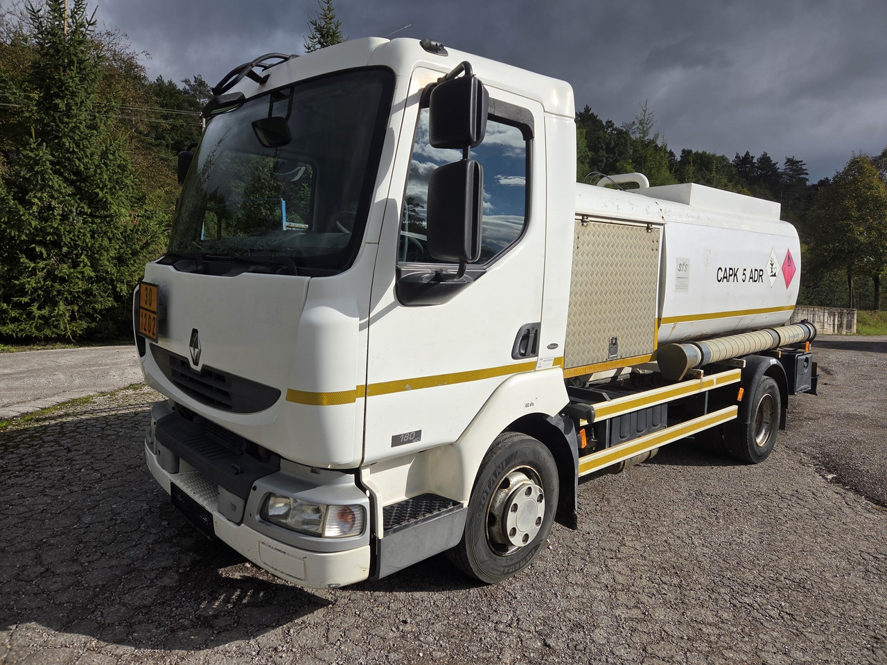 RENAULT MIDLUM 180.10 diesel tanker + dispensing + print - 유조트럭 : 사진 1 RENAULT MIDLUM 180.10 diesel tanker + dispensing + print - 유조트럭 : 사진 1