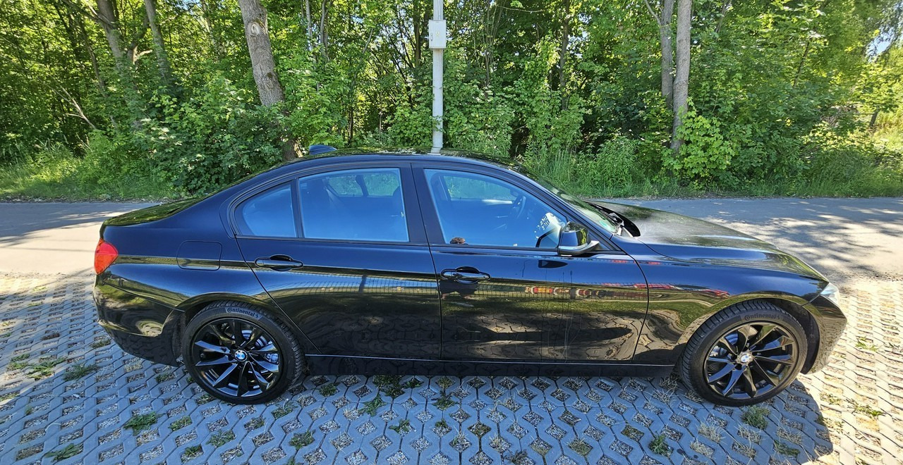 BMW SERIA 3 V (F30/F31/F34) BMW SERIA 3 BMW 330D xDrive ładny stan 4x4 sedan - 세단 : 사진 5 BMW SERIA 3 V (F30/F31/F34) BMW SERIA 3 BMW 330D xDrive ładny stan 4x4 sedan - 세단 : 사진 5