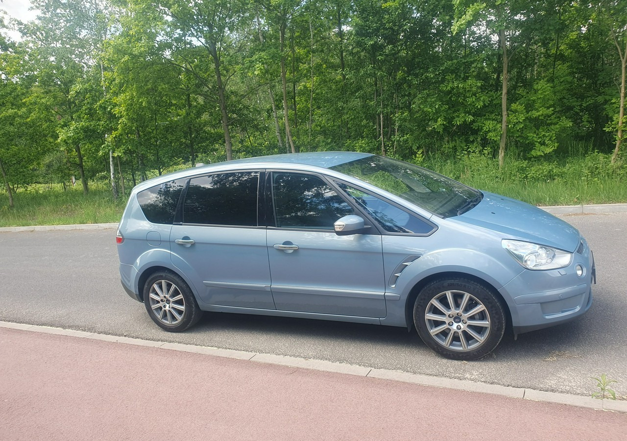 Ford S-MAX 2,5 turbo benzyna - 차량 : 사진 4 Ford S-MAX 2,5 turbo benzyna - 차량 : 사진 4