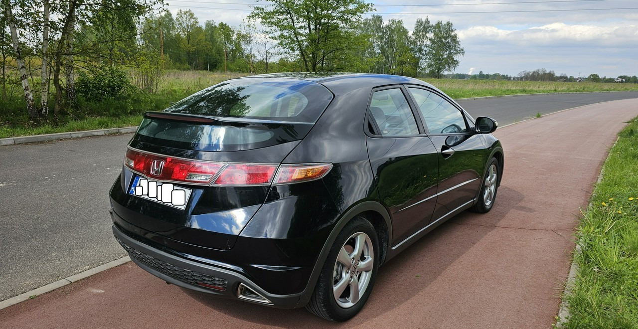 Honda Civic VIII bardzo ładna * pełnosprawna * - 차량 : 사진 4 Honda Civic VIII bardzo ładna * pełnosprawna * - 차량 : 사진 4