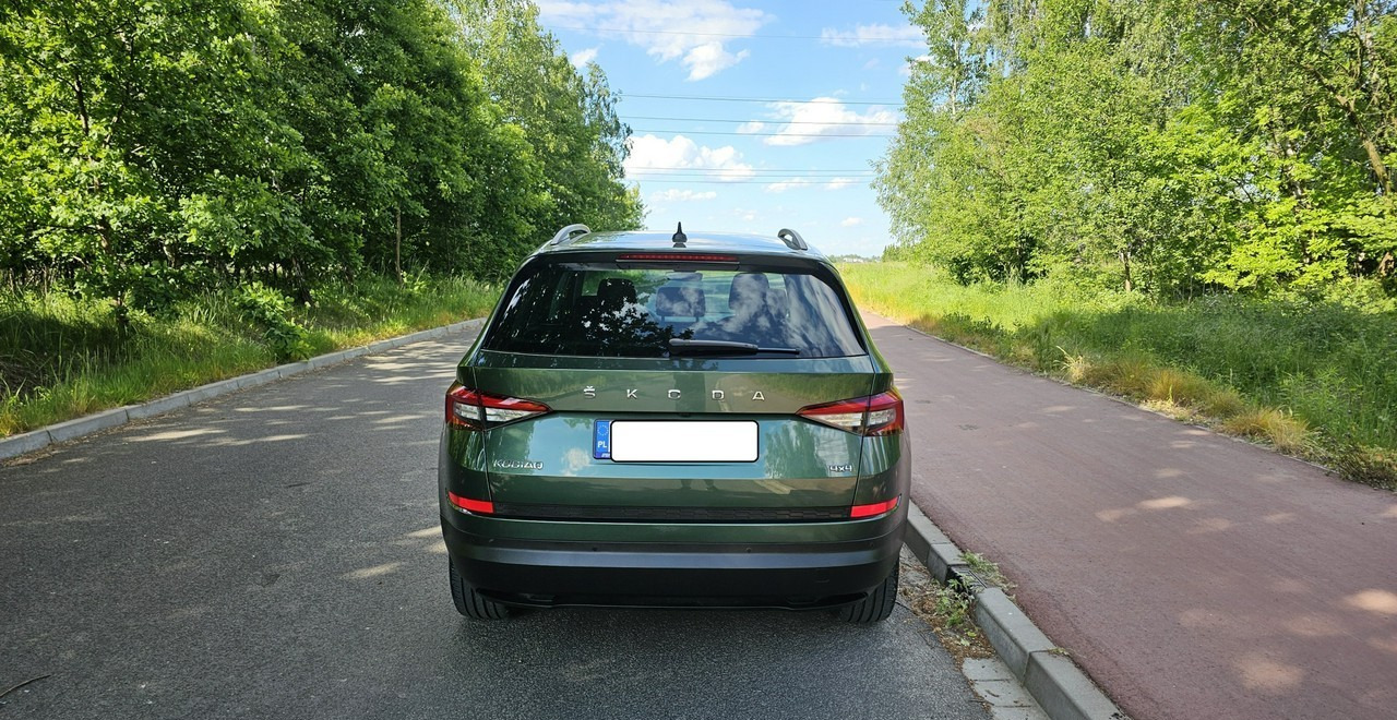 Skoda Kodiaq Skoda Kodiaq Skoda Kodiaq 2.0 4x4 Wersja Drive na 125 lecie - SUV : 사진 5 Skoda Kodiaq Skoda Kodiaq Skoda Kodiaq 2.0 4x4 Wersja Drive na 125 lecie - SUV : 사진 5