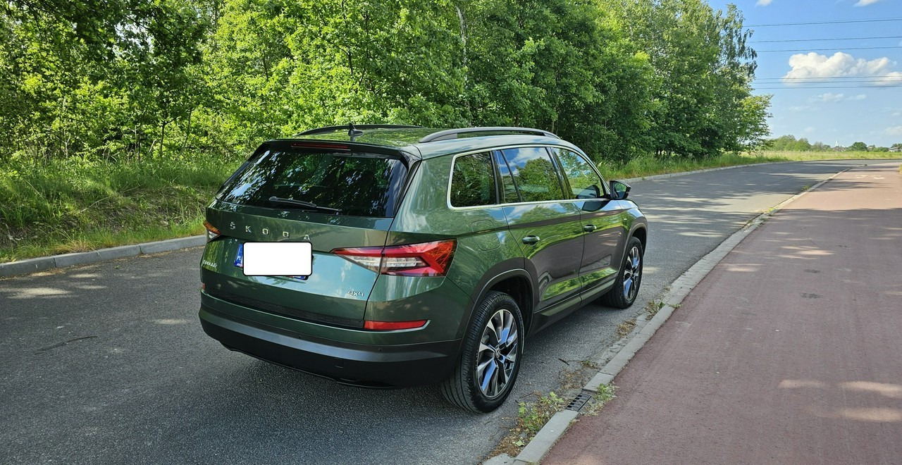 Skoda Kodiaq Skoda Kodiaq Skoda Kodiaq 2.0 tsi 4x4 Wersja Drive na 125 lecie - SUV : 사진 4 Skoda Kodiaq Skoda Kodiaq Skoda Kodiaq 2.0 tsi 4x4 Wersja Drive na 125 lecie - SUV : 사진 4