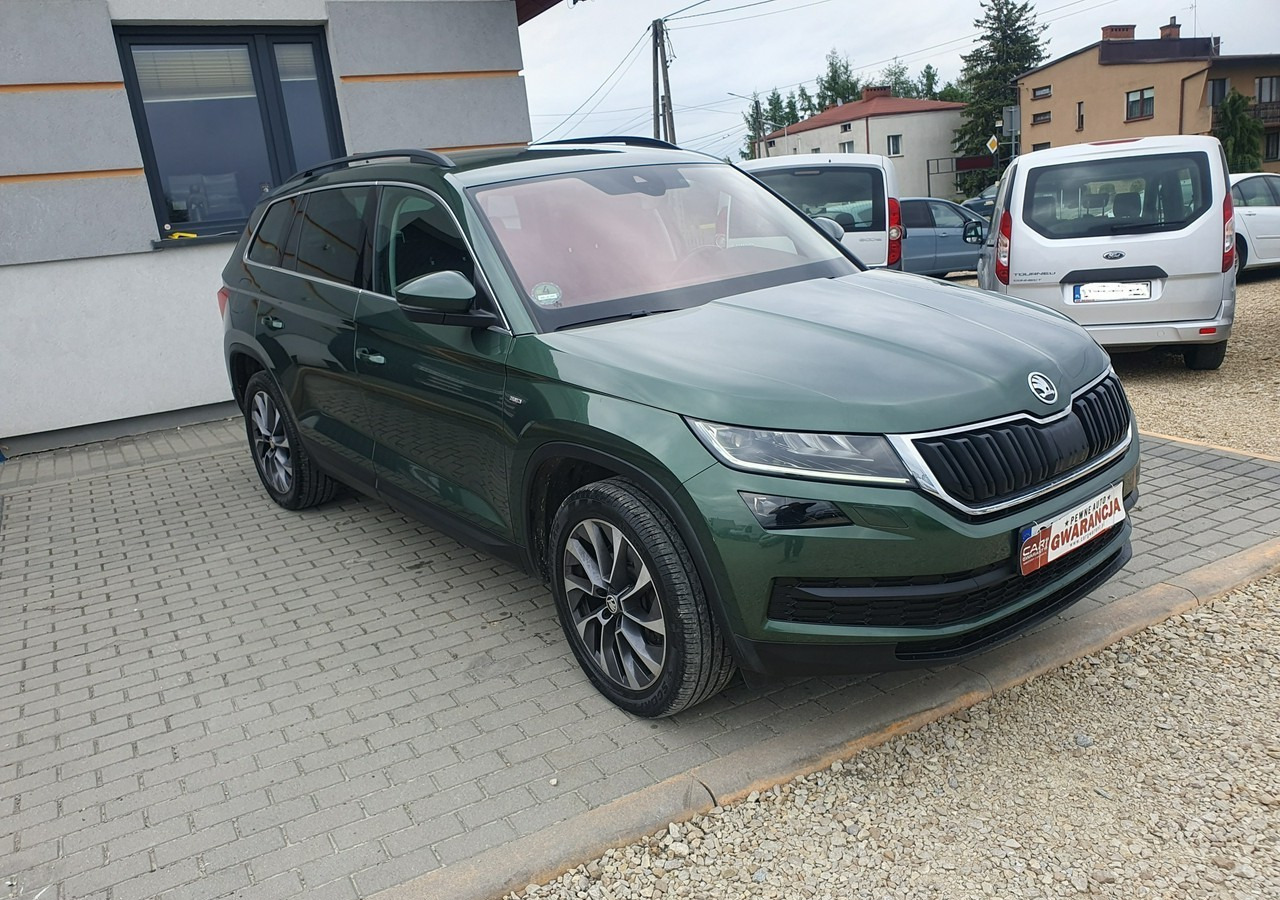 Skoda Kodiaq Skoda Kodiaq Skoda Kodiaq 2.0 tsi 4x4 Wersja Drive na 125 lecie - 차량 : 사진 3 Skoda Kodiaq Skoda Kodiaq Skoda Kodiaq 2.0 tsi 4x4 Wersja Drive na 125 lecie - 차량 : 사진 3