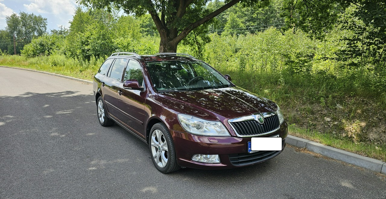 Skoda Octavia II bogate wyposażenie *niski przebieg*FV vat 23%* - 차량 : 사진 3 Skoda Octavia II bogate wyposażenie *niski przebieg*FV vat 23%* - 차량 : 사진 3