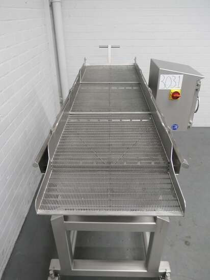 GEA vibrating gutter MultiShaker 450/1600 - 컨베이어 : 사진 5 GEA vibrating gutter MultiShaker 450/1600 - 컨베이어 : 사진 5