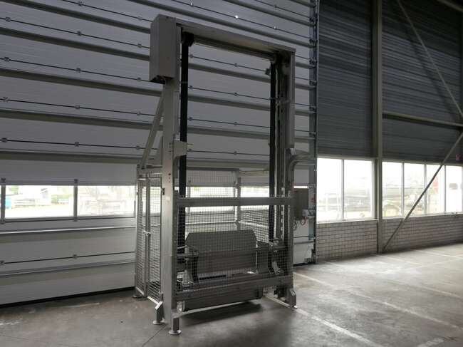 Lachnit lifter for palletboxes 322 L - 식품기계 : 사진 4 Lachnit lifter for palletboxes 322 L - 식품기계 : 사진 4