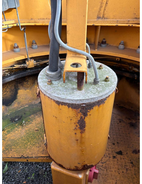 Liebherr 140EC-H6 - 타워 크레인 : 사진 4 Liebherr 140EC-H6 - 타워 크레인 : 사진 4