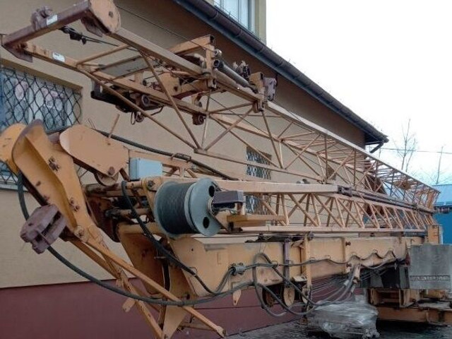 Liebherr 32K, 1992 yom, cabin stering, loco PL - 자립형 크레인 : 사진 2 Liebherr 32K, 1992 yom, cabin stering, loco PL - 자립형 크레인 : 사진 2