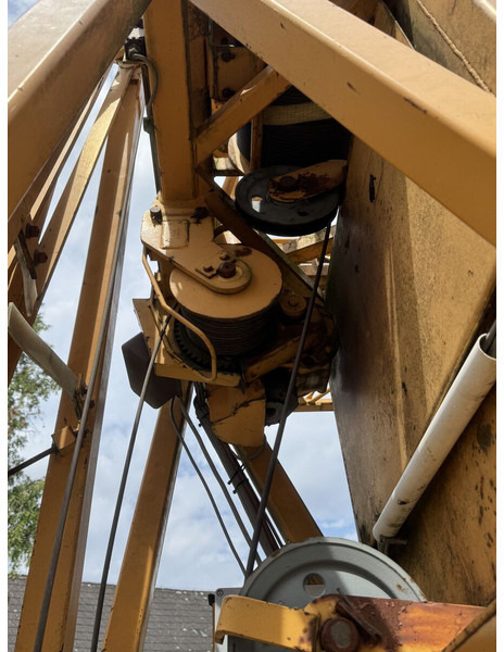 Liebherr 50K, 35m jib - 자립형 크레인 : 사진 3 Liebherr 50K, 35m jib - 자립형 크레인 : 사진 3