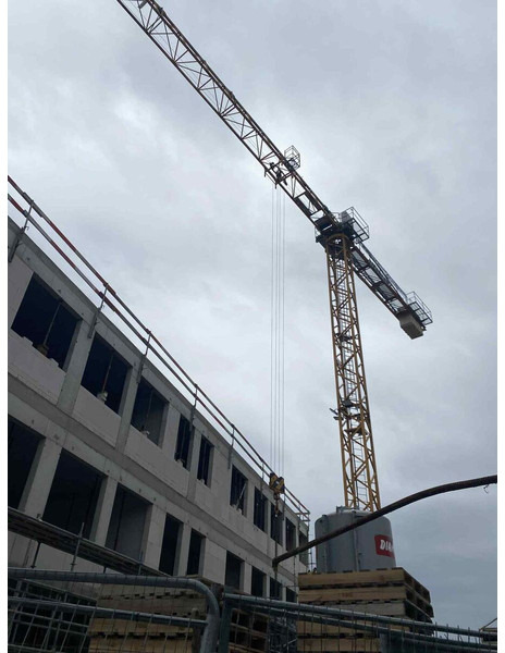 Liebherr 71EC-B5 cabin/radio stering - 타워 크레인 : 사진 3 Liebherr 71EC-B5 cabin/radio stering - 타워 크레인 : 사진 3