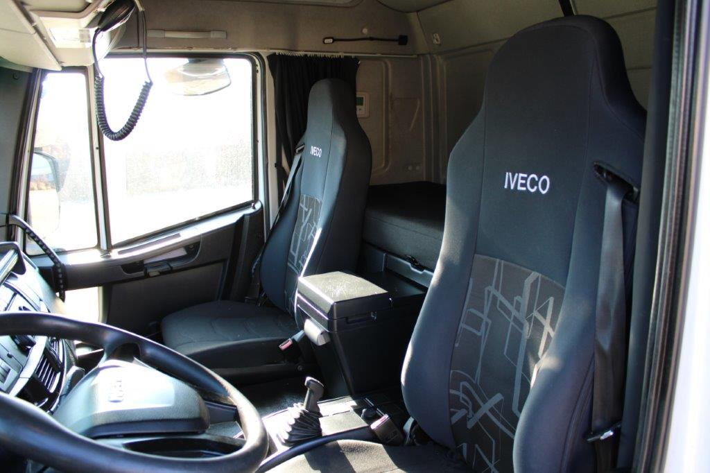 Iveco Eurocargo 120E250 - 커튼사이더 트럭 : 사진 5 Iveco Eurocargo 120E250 - 커튼사이더 트럭 : 사진 5