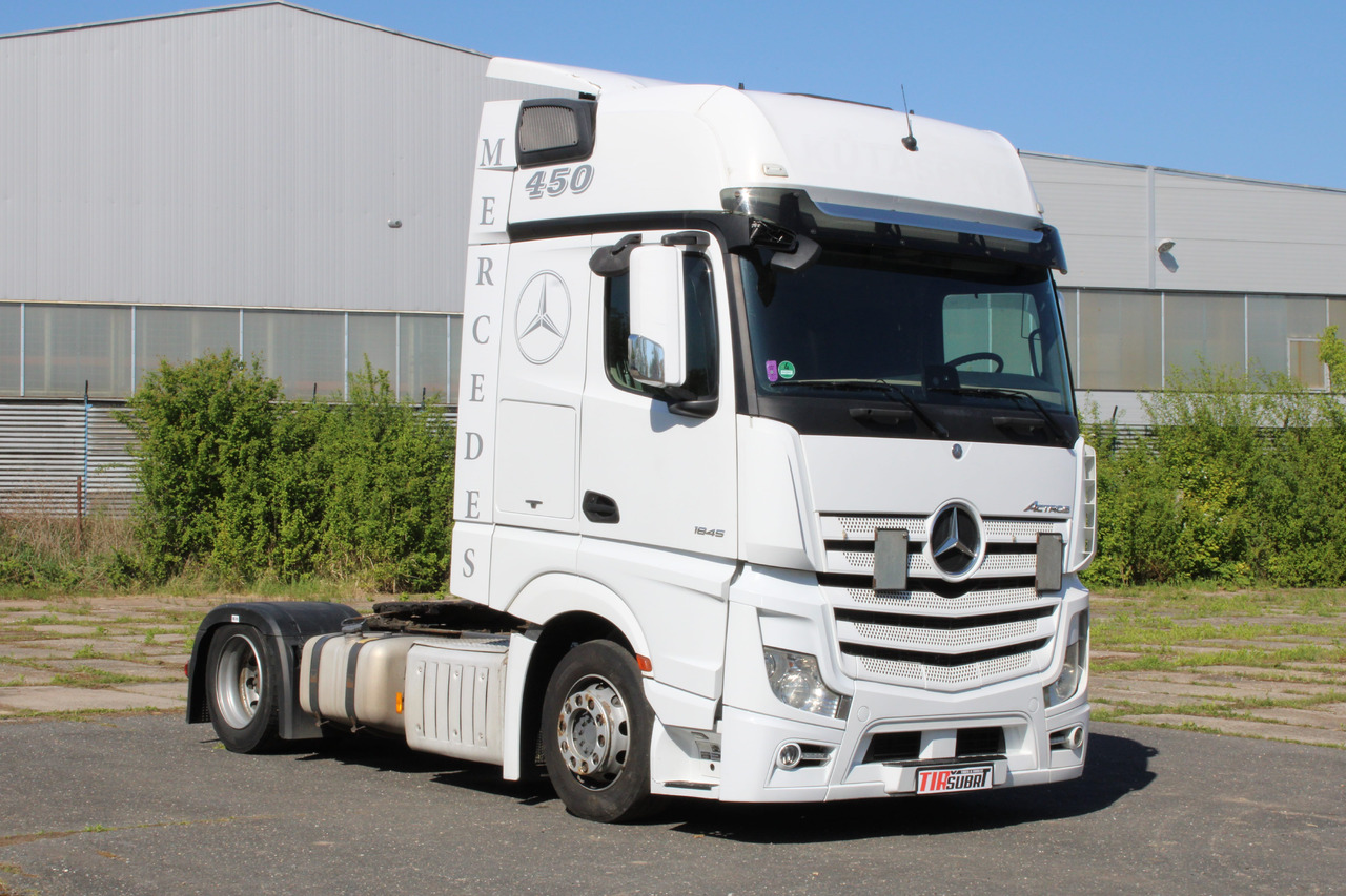 Mercedes-Benz Actros 1845 - 트랙터 유닛 : 사진 1 Mercedes-Benz Actros 1845 - 트랙터 유닛 : 사진 1