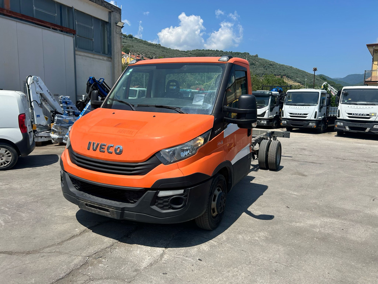 IVECO DAILY 35-140 - 플랫베드 밴 : 사진 3 IVECO DAILY 35-140 - 플랫베드 밴 : 사진 3