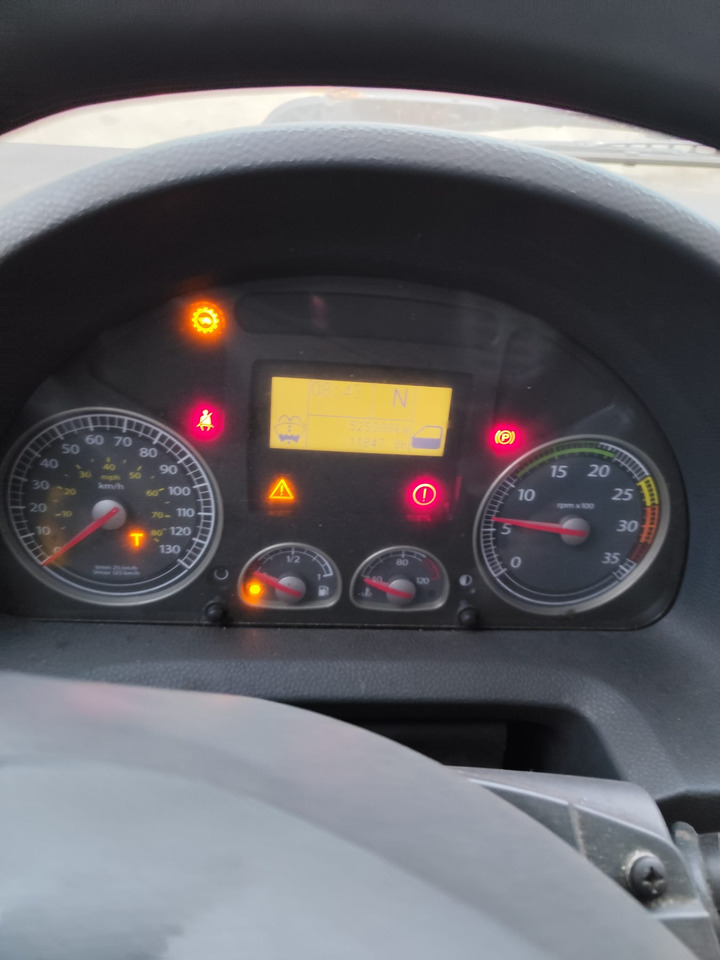 크레인 트럭, 덤프트럭 IVECO EUROCARGO 120E28P : 사진 8 크레인 트럭, 덤프트럭 IVECO EUROCARGO 120E28P : 사진 8