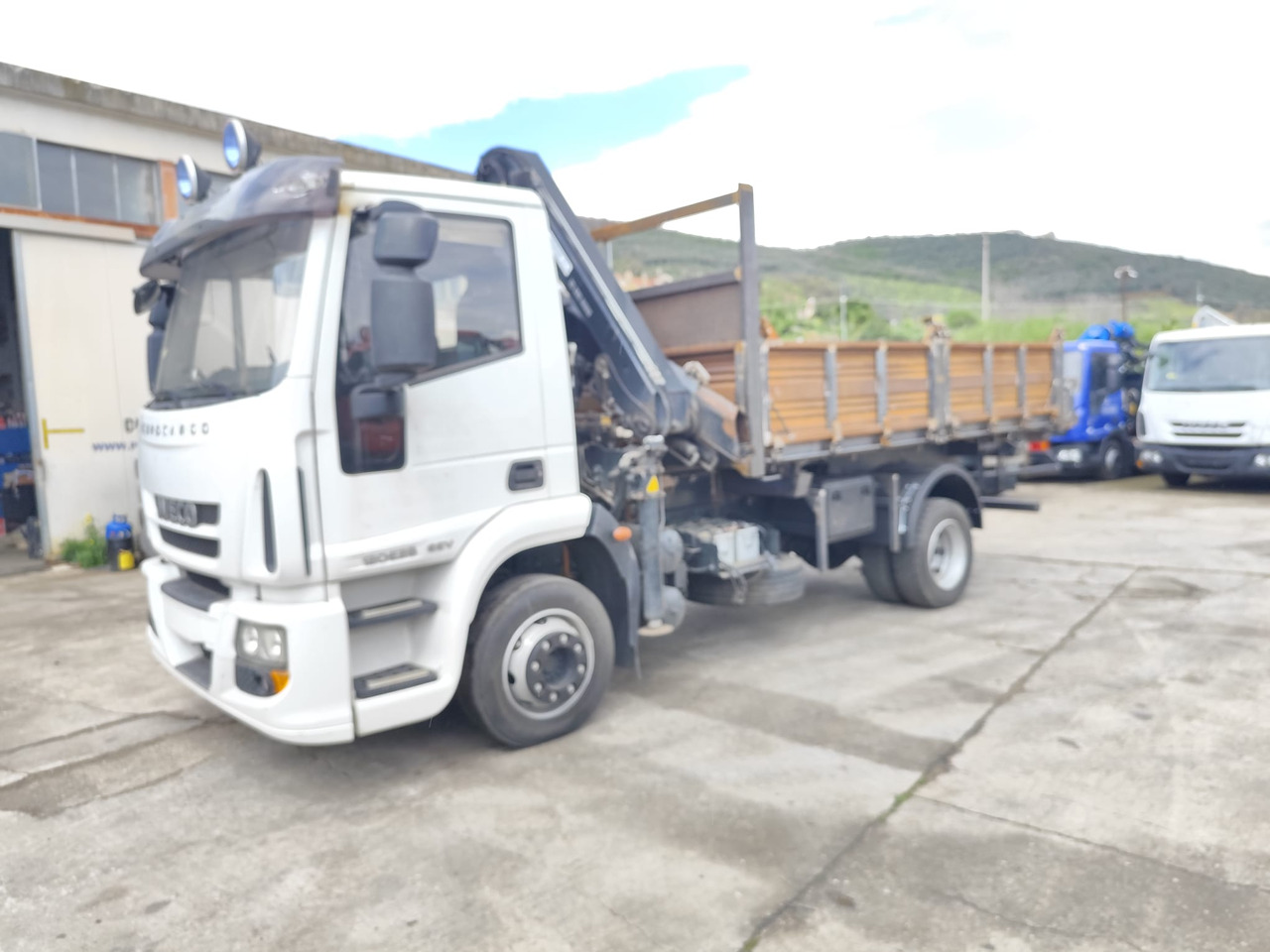 리스 IVECO EUROCARGO 120E28 IVECO EUROCARGO 120E28 : 사진 30