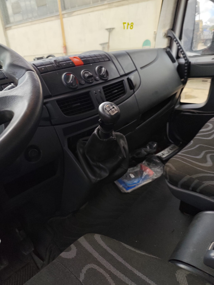 리스 IVECO EUROCARGO 120E28 IVECO EUROCARGO 120E28 : 사진 8