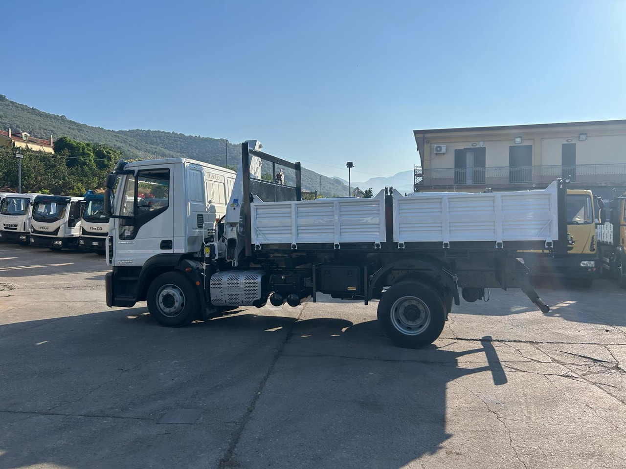 리스 IVECO EUROCARGO 140-250 IVECO EUROCARGO 140-250 : 사진 42
