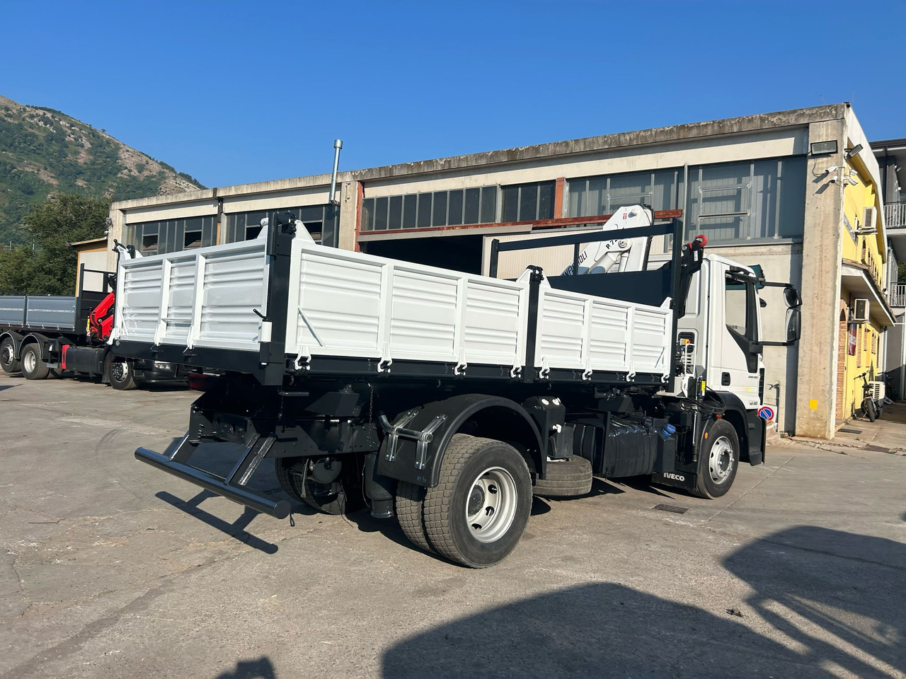 리스 IVECO EUROCARGO 140-250 IVECO EUROCARGO 140-250 : 사진 47
