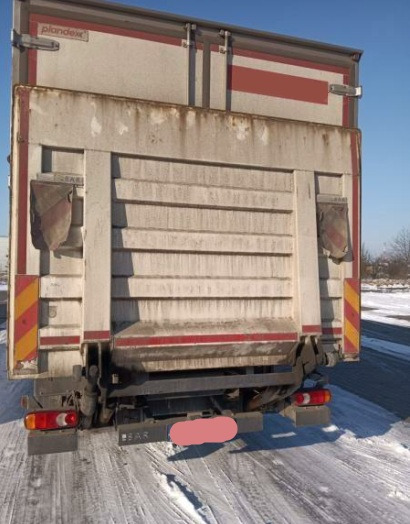 IVECO EUROCARGO 180-250 - 캡 새시 트럭, 크레인 트럭 : 사진 4 IVECO EUROCARGO 180-250 - 캡 새시 트럭, 크레인 트럭 : 사진 4