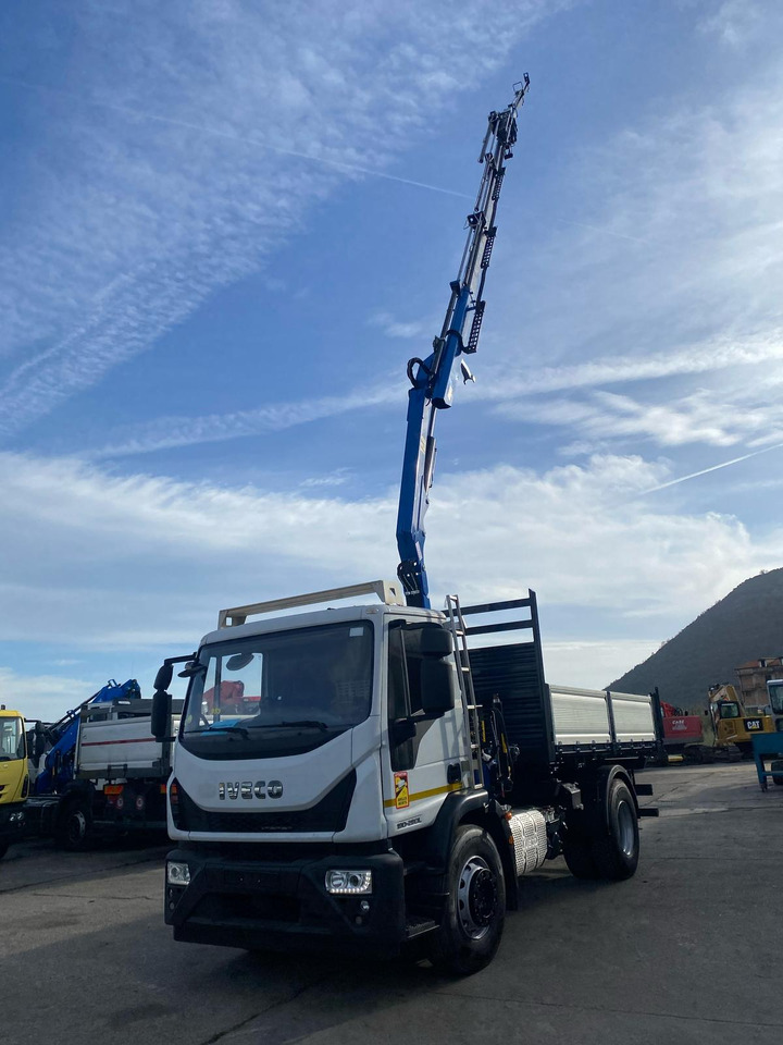 IVECO EUROCARGO 190EL28 - 크레인 트럭 : 사진 1 IVECO EUROCARGO 190EL28 - 크레인 트럭 : 사진 1
