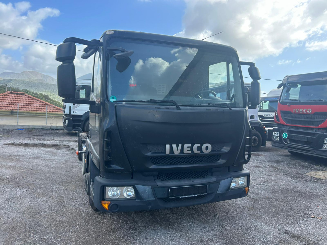 IVECO EUROCARGO 80E18 - 캡 새시 트럭, 덤프트럭 : 사진 5 IVECO EUROCARGO 80E18 - 캡 새시 트럭, 덤프트럭 : 사진 5