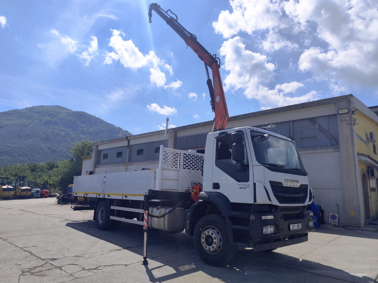 IVECO STRALIS 190S31 - 크레인 트럭 : 사진 4 IVECO STRALIS 190S31 - 크레인 트럭 : 사진 4