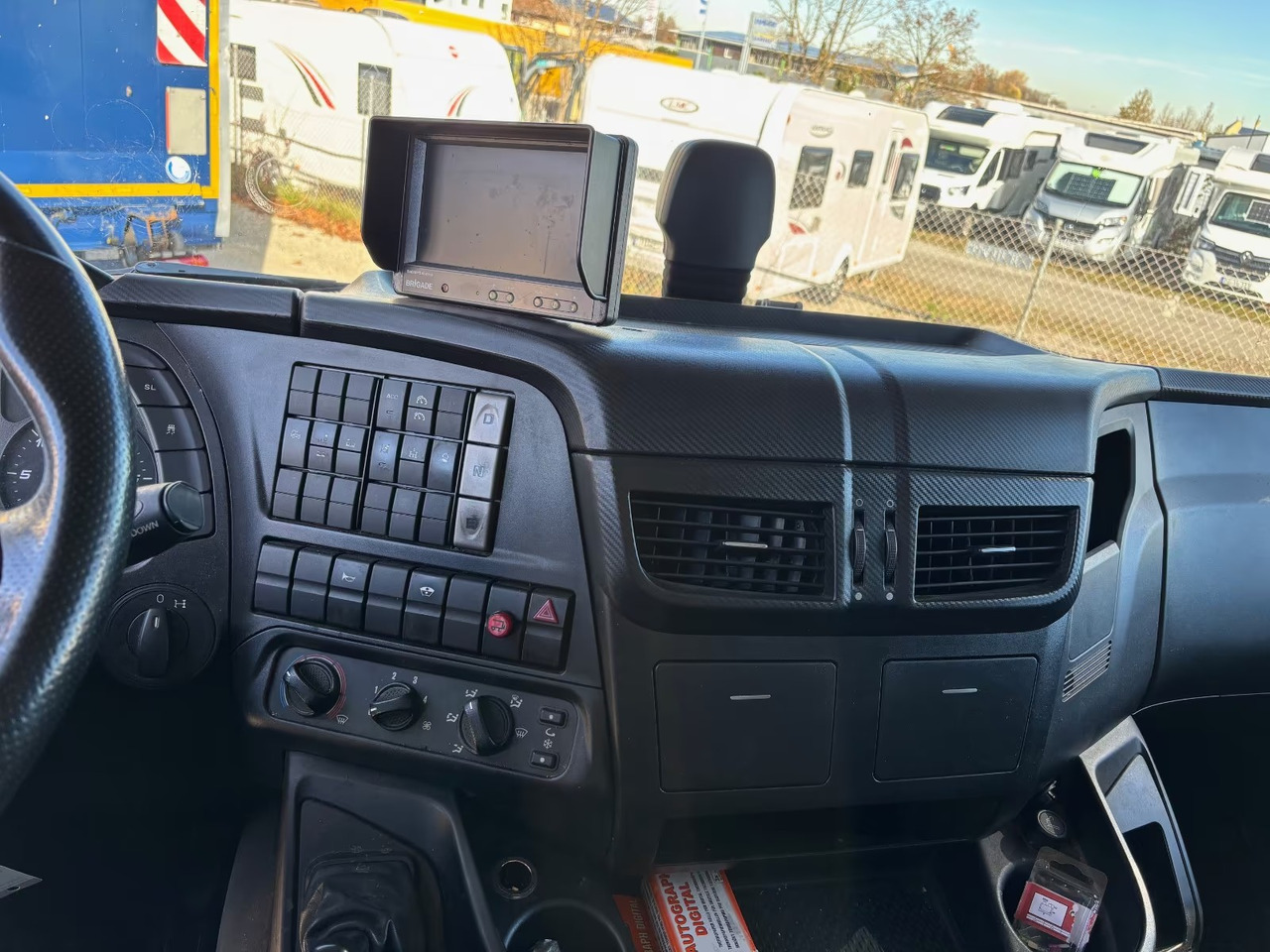 IVECO STRALIS 260S36 - 박스 트럭 : 사진 5 IVECO STRALIS 260S36 - 박스 트럭 : 사진 5