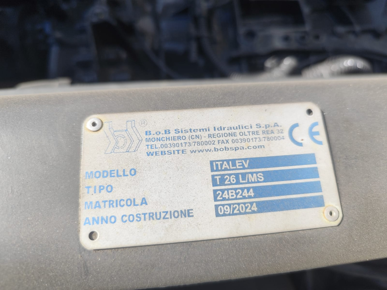 IVECO STRALIS AD 260S31 XP - 후크 리프트 트럭 : 사진 2 IVECO STRALIS AD 260S31 XP - 후크 리프트 트럭 : 사진 2