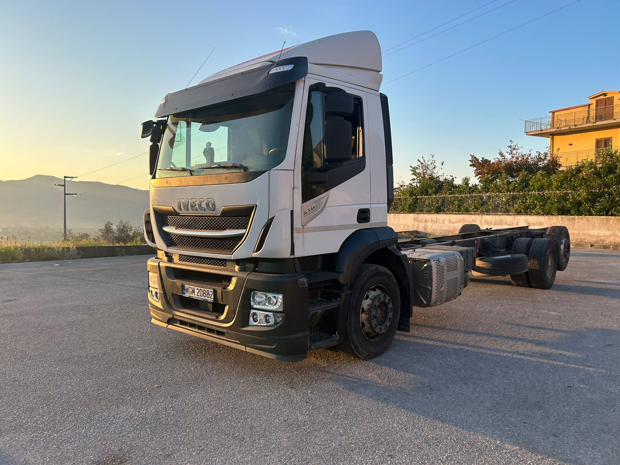 IVECO STRALIS AD 260S31 XP - 캡 새시 트럭 : 사진 5 IVECO STRALIS AD 260S31 XP - 캡 새시 트럭 : 사진 5