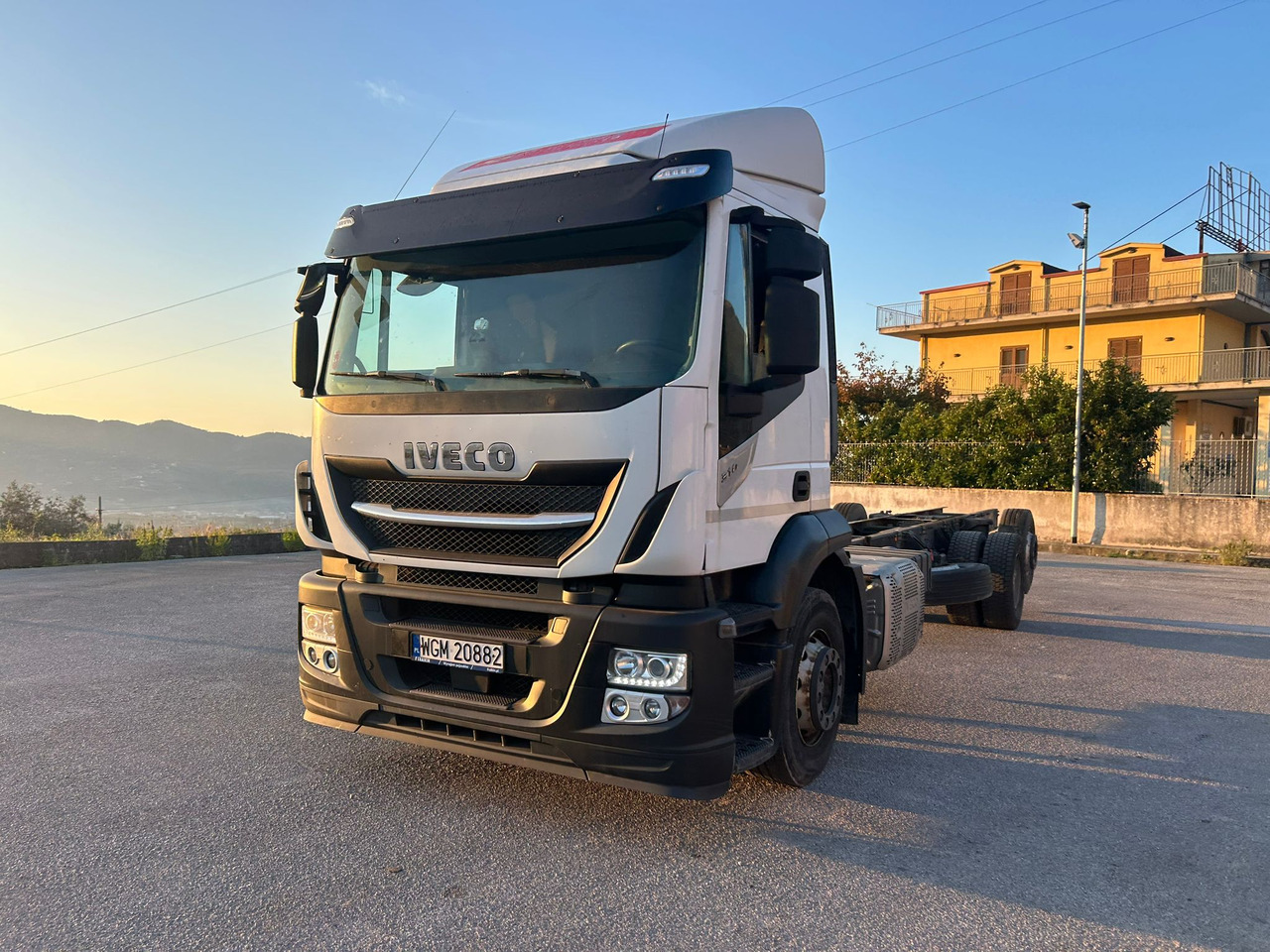 IVECO STRALIS AD 260S31 XP - 캡 새시 트럭 : 사진 1 IVECO STRALIS AD 260S31 XP - 캡 새시 트럭 : 사진 1