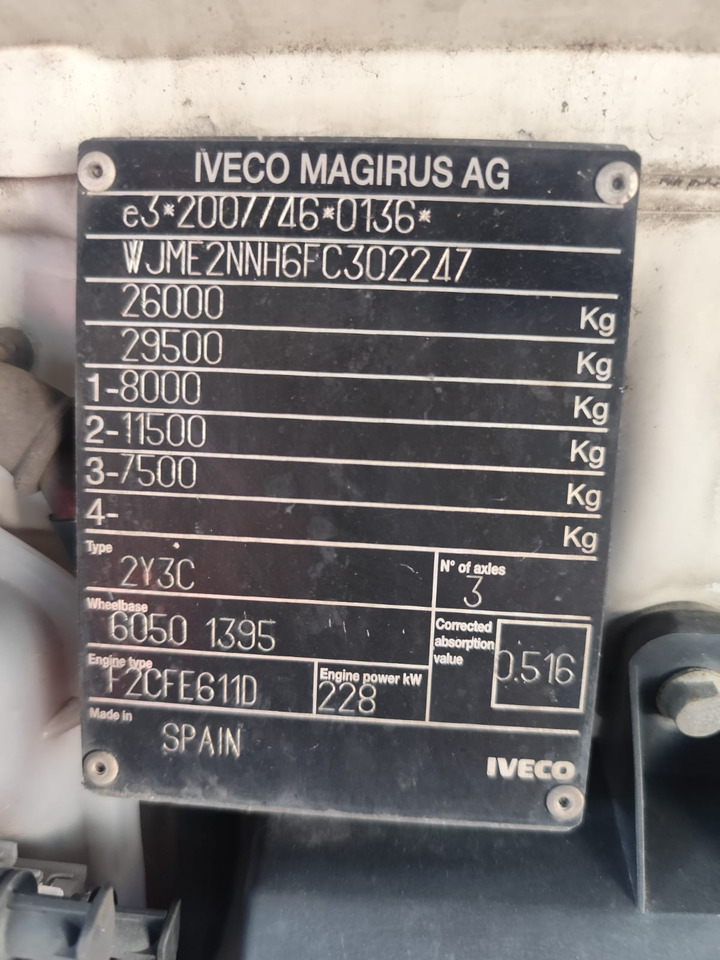 IVECO STRALIS AD 260S31 XP - 캡 새시 트럭 : 사진 5 IVECO STRALIS AD 260S31 XP - 캡 새시 트럭 : 사진 5