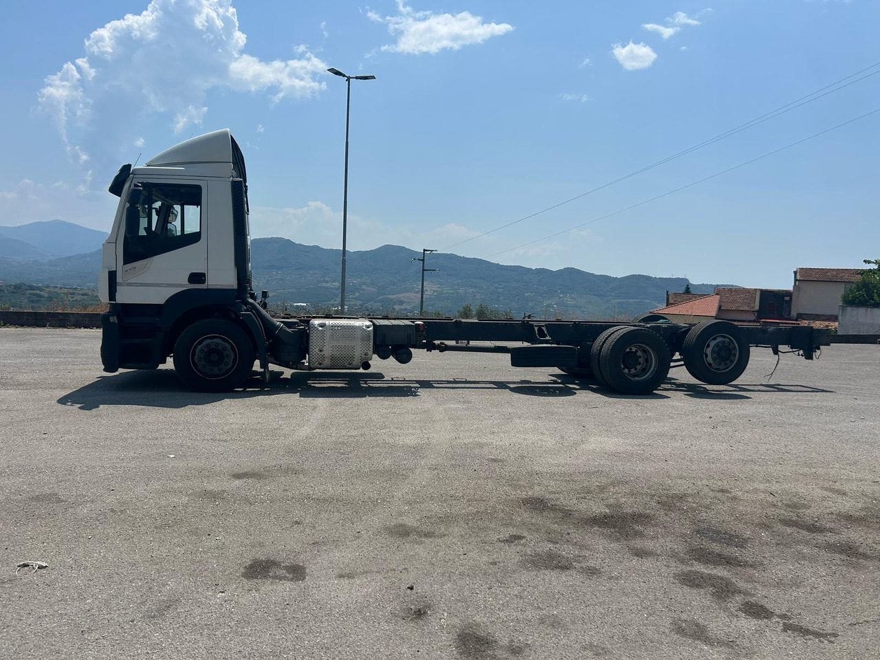 IVECO STRALIS AD 260S31 Y/P - 캡 새시 트럭 : 사진 3 IVECO STRALIS AD 260S31 Y/P - 캡 새시 트럭 : 사진 3