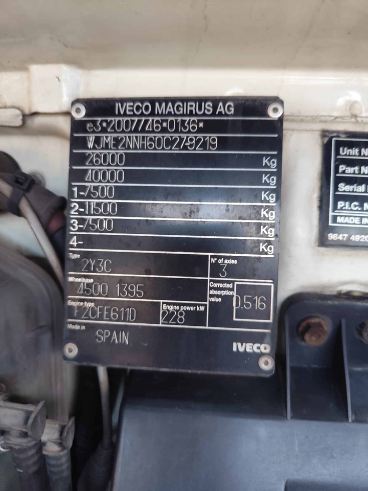 IVECO STRALIS AD 260S31 - 드롭사이드/ 플랫베드 트럭 : 사진 5 IVECO STRALIS AD 260S31 - 드롭사이드/ 플랫베드 트럭 : 사진 5