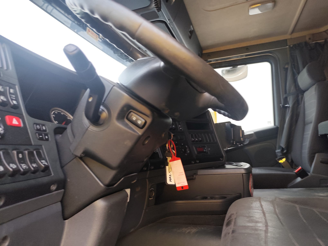 캡 새시 트럭 SCANIA G450 : 사진 12 캡 새시 트럭 SCANIA G450 : 사진 12