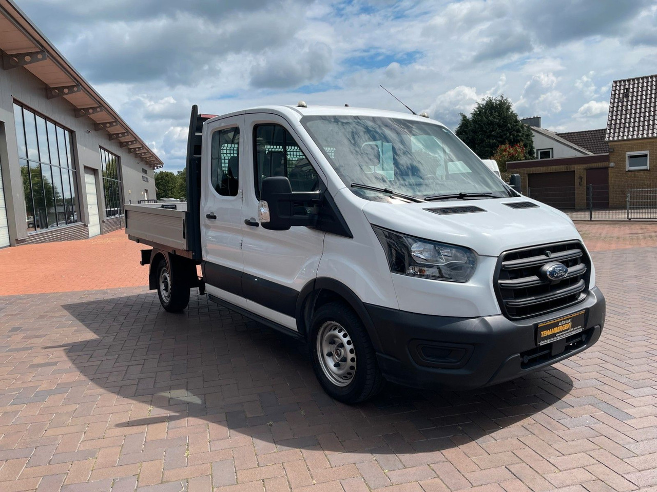 Ford Transit Pritsche 2,0 310 L2 DoKa Klima DAB AHK - 플랫베드 밴, 콤비 밴 : 사진 1 Ford Transit Pritsche 2,0 310 L2 DoKa Klima DAB AHK - 플랫베드 밴, 콤비 밴 : 사진 1