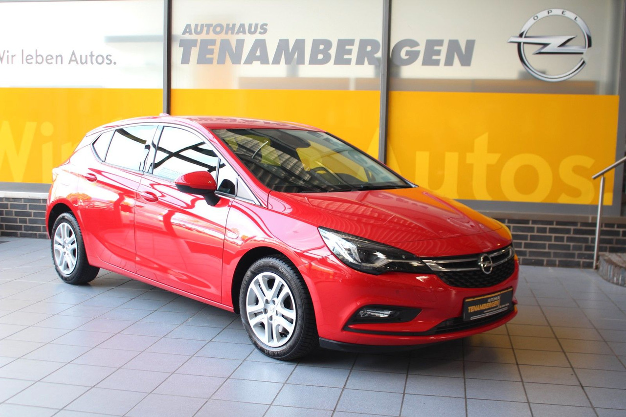 Opel Astra K Lim. Innovation Navi Voll-LED Kamera - 세단 : 사진 1 Opel Astra K Lim. Innovation Navi Voll-LED Kamera - 세단 : 사진 1