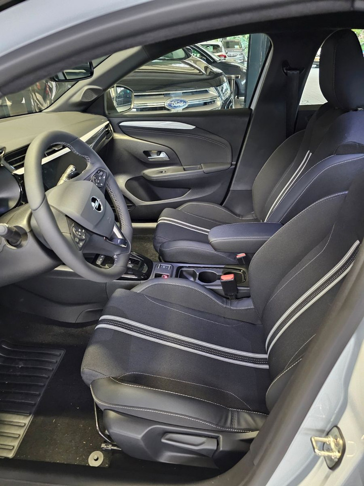 Opel Corsa F 1.2 GS AT-8 Lenkradheizg. Kamera LED ACC - 세단 : 사진 5 Opel Corsa F 1.2 GS AT-8 Lenkradheizg. Kamera LED ACC - 세단 : 사진 5