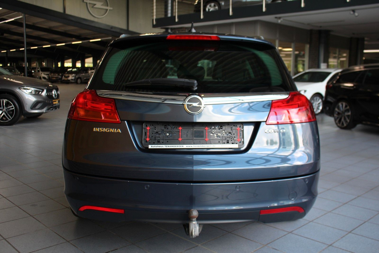 Opel Insignia A Sports Tourer Innovation 4x4 Navi AHK - 차량 : 사진 5 Opel Insignia A Sports Tourer Innovation 4x4 Navi AHK - 차량 : 사진 5