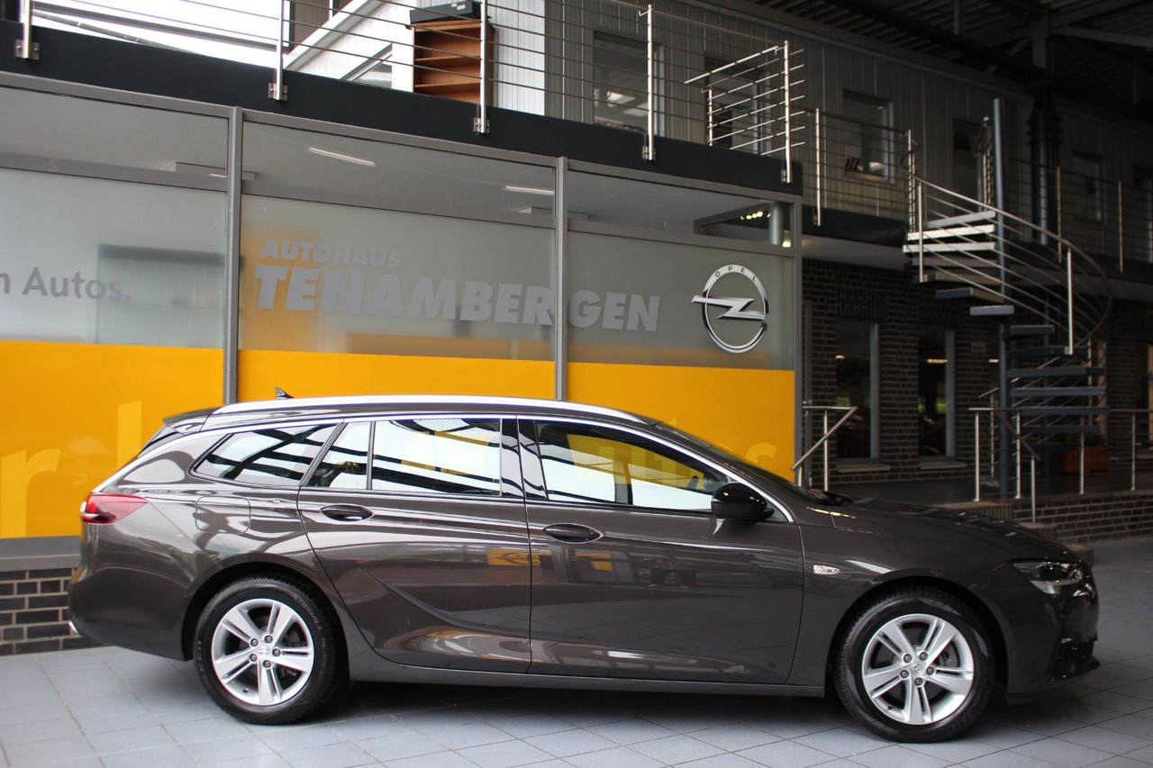 Opel Insignia B Navi SHZ Elegance IntelliLux LED - 차량 : 사진 3 Opel Insignia B Navi SHZ Elegance IntelliLux LED - 차량 : 사진 3