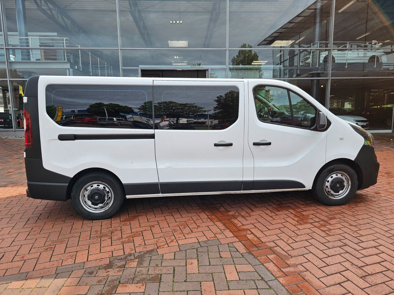 Opel Vivaro B Combi Bus L2H1 2,9t AHK - 승합차 : 사진 5 Opel Vivaro B Combi Bus L2H1 2,9t AHK - 승합차 : 사진 5