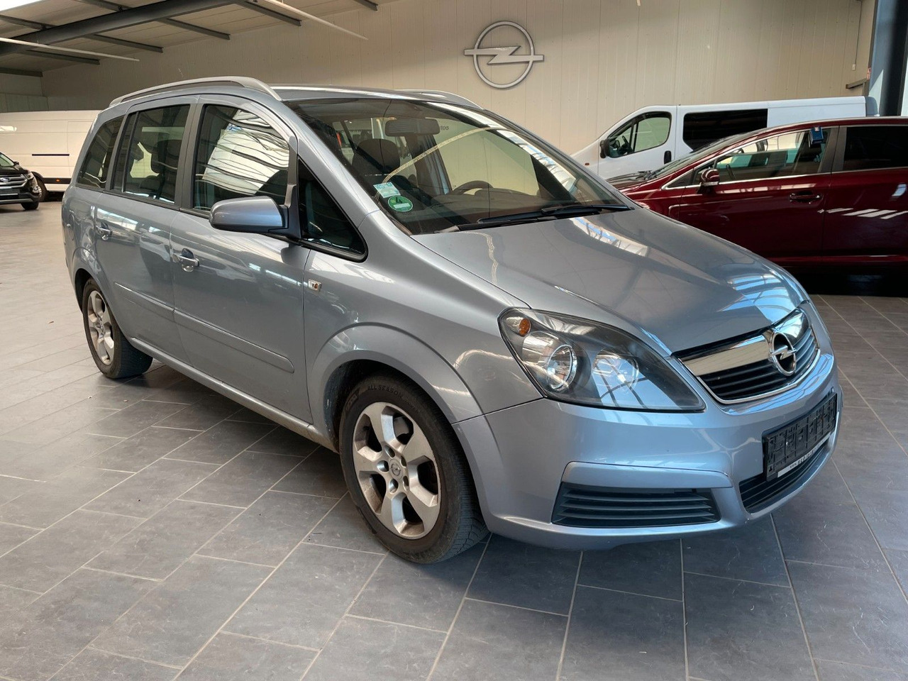 Opel Zafira B Edition - 승합차 : 사진 1 Opel Zafira B Edition - 승합차 : 사진 1