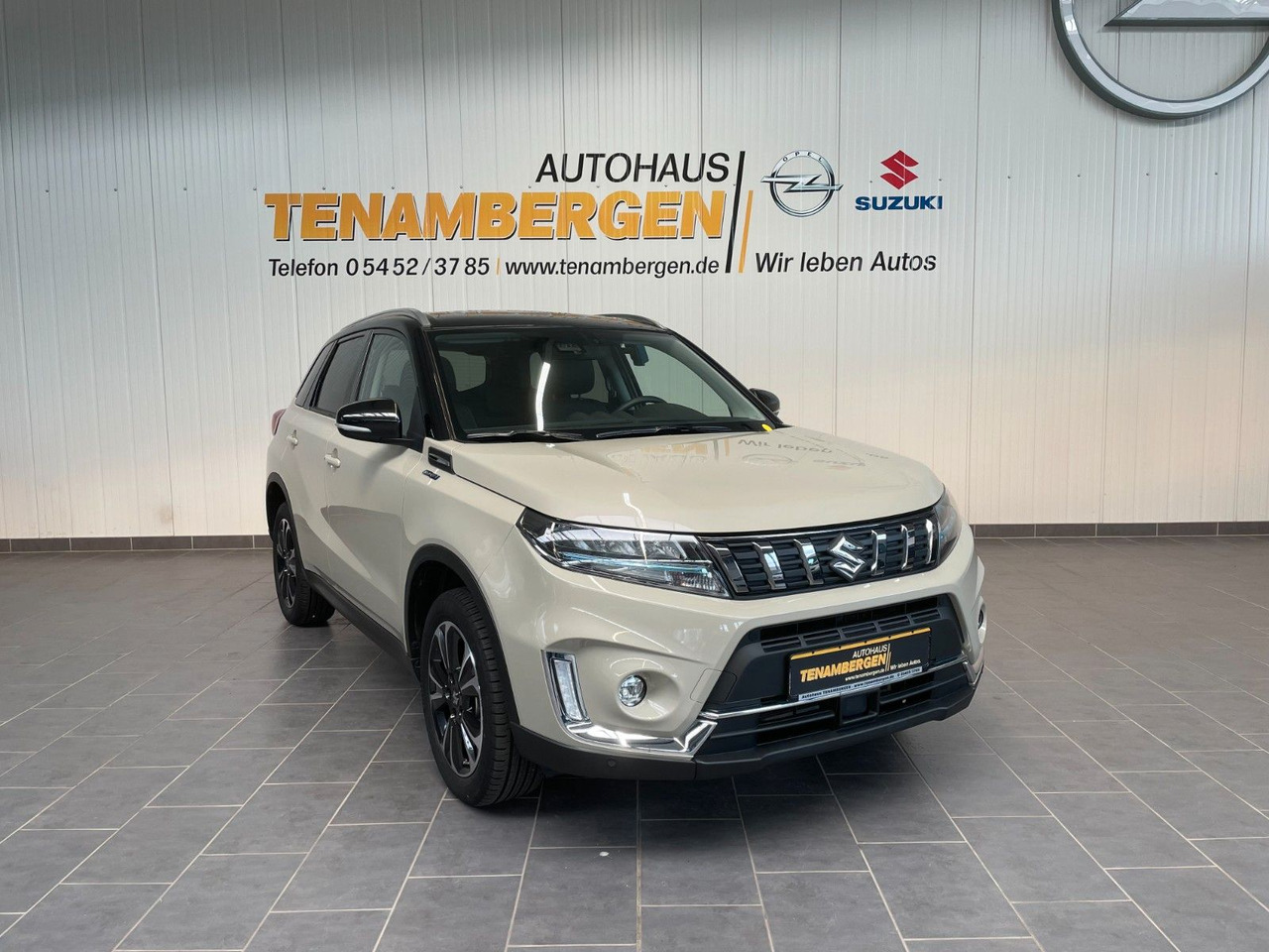 Suzuki Vitara 1.5 Mild-Hybrid Comfort+ 4x2 LED DAB+ ACC - SUV : 사진 1 Suzuki Vitara 1.5 Mild-Hybrid Comfort+ 4x2 LED DAB+ ACC - SUV : 사진 1
