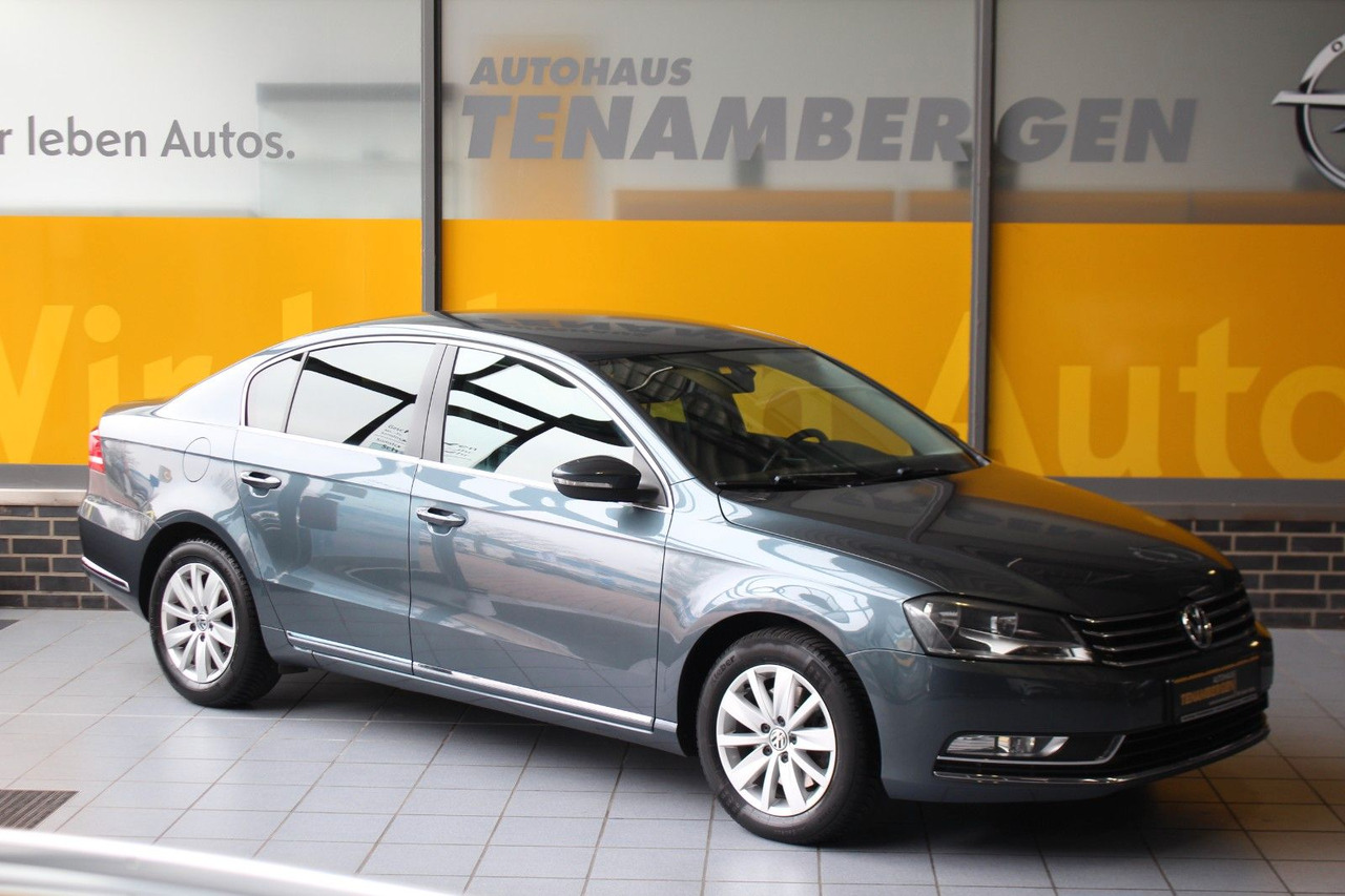 Volkswagen Passat Comfortline BlueMotion Navi PDC - 세단 : 사진 1 Volkswagen Passat Comfortline BlueMotion Navi PDC - 세단 : 사진 1