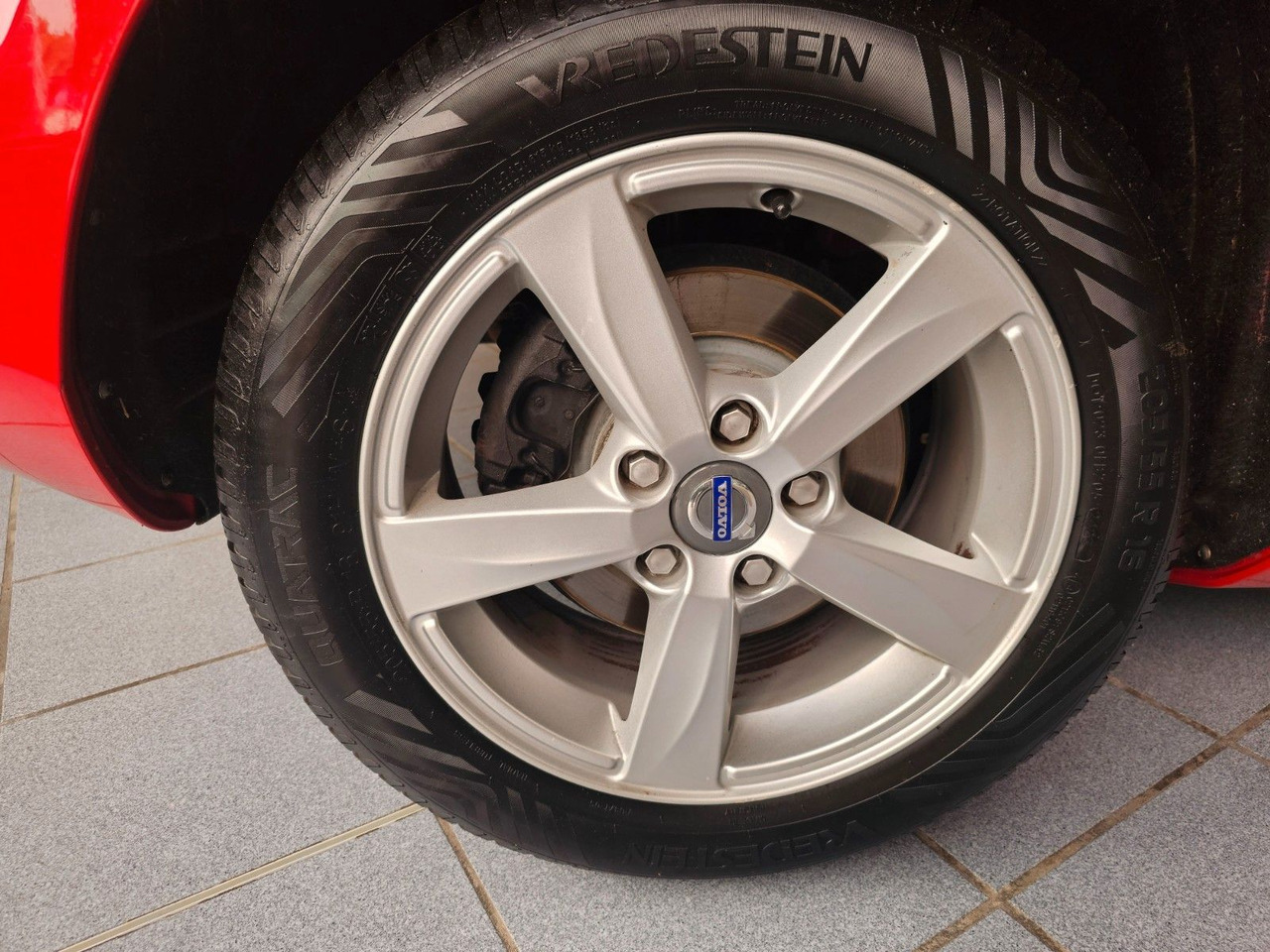 Volvo V40 You! Xenon Sitzheizung Freisprecheinrichtung - 세단 : 사진 5 Volvo V40 You! Xenon Sitzheizung Freisprecheinrichtung - 세단 : 사진 5