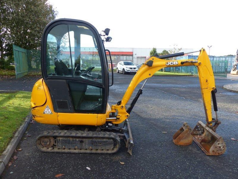 JCB 8018 - 미니 굴삭기 : 사진 4 JCB 8018 - 미니 굴삭기 : 사진 4