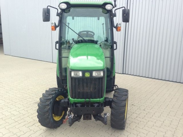 JOHN DEERE 3720 - 장궤형 트랙터 : 사진 1 JOHN DEERE 3720 - 장궤형 트랙터 : 사진 1