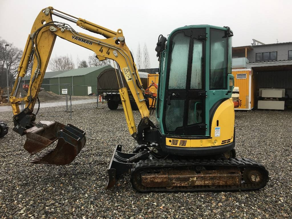 Yanmar Vio 33 U - 미니 굴삭기 : 사진 1 Yanmar Vio 33 U - 미니 굴삭기 : 사진 1