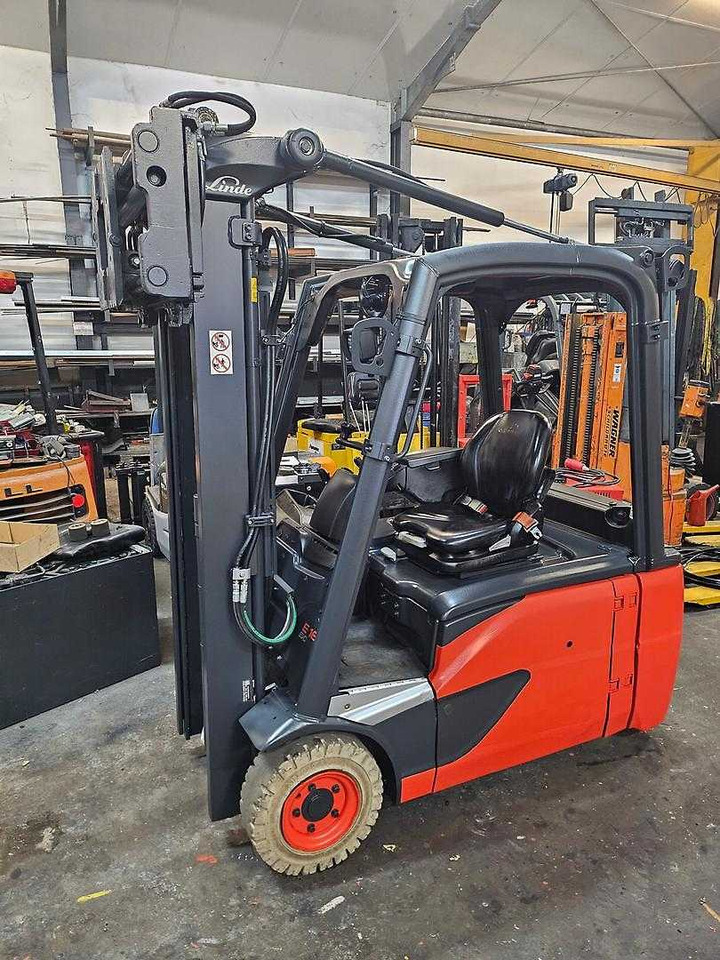 Linde E16L-02 - 전기 지게차 : 사진 1 Linde E16L-02 - 전기 지게차 : 사진 1